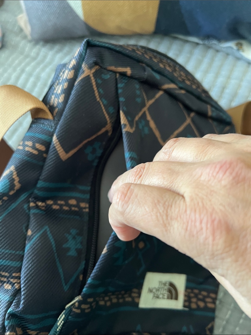 The North Face Patterned Messenger Bag in Khaki Tan Brown & Teal - Picture 3 of 7